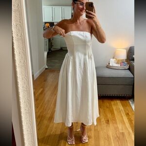 NWT strapless slight Basque waste dress